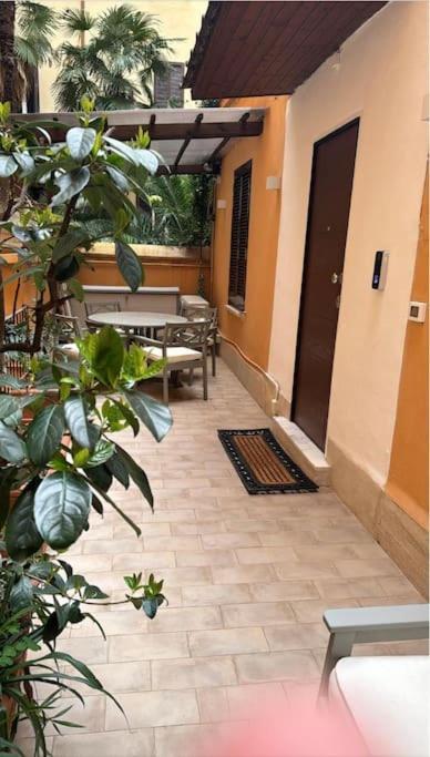 Cola Di Rienzo 243 Relais-B Villa Рим Екстериор снимка